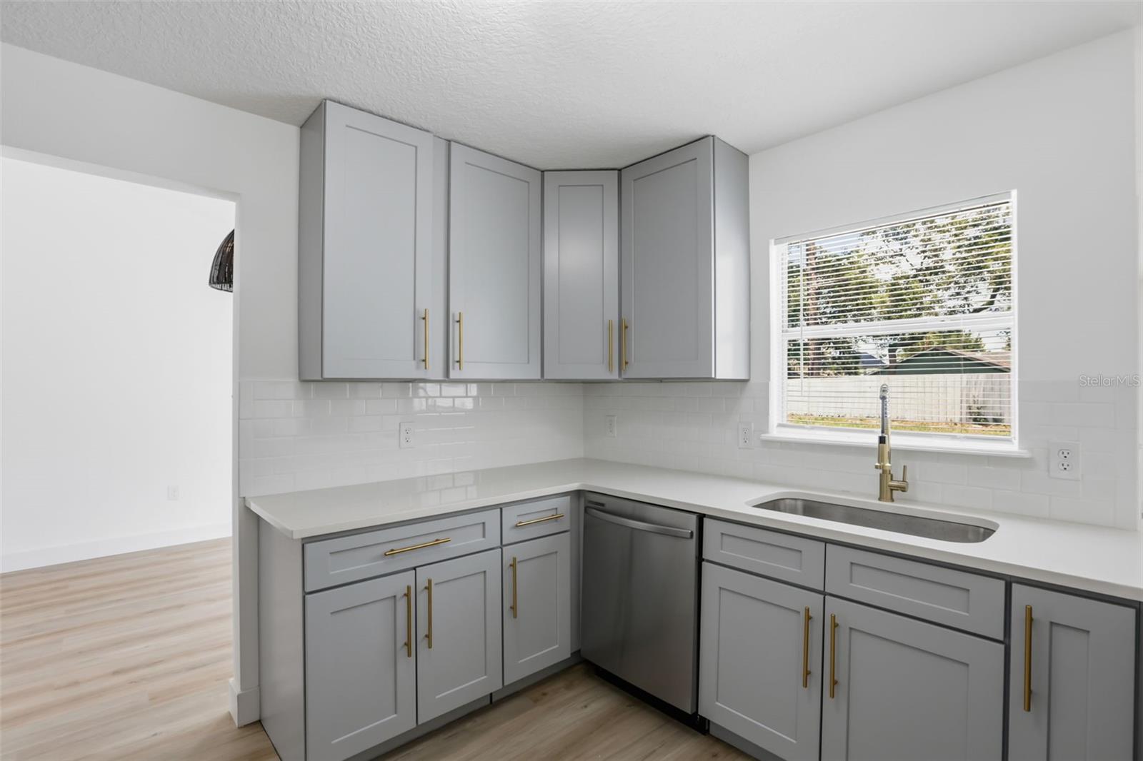 2280 DUMAS DR, DELTONA, FL, 32738