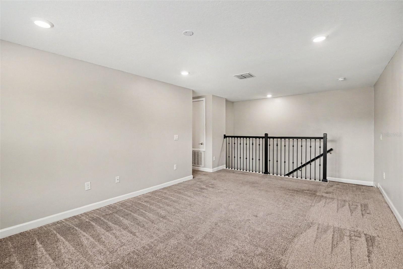 490 BRUNSWICK DR, DAVENPORT, FL, 33837