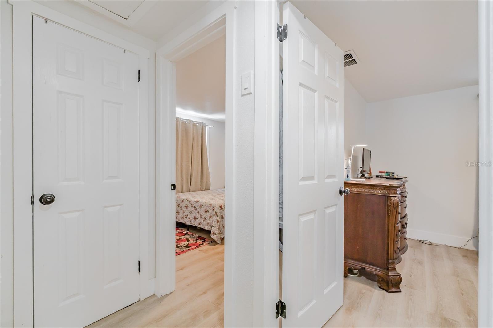 8705 N HIGHLAND AVE, TAMPA, FL, 33604