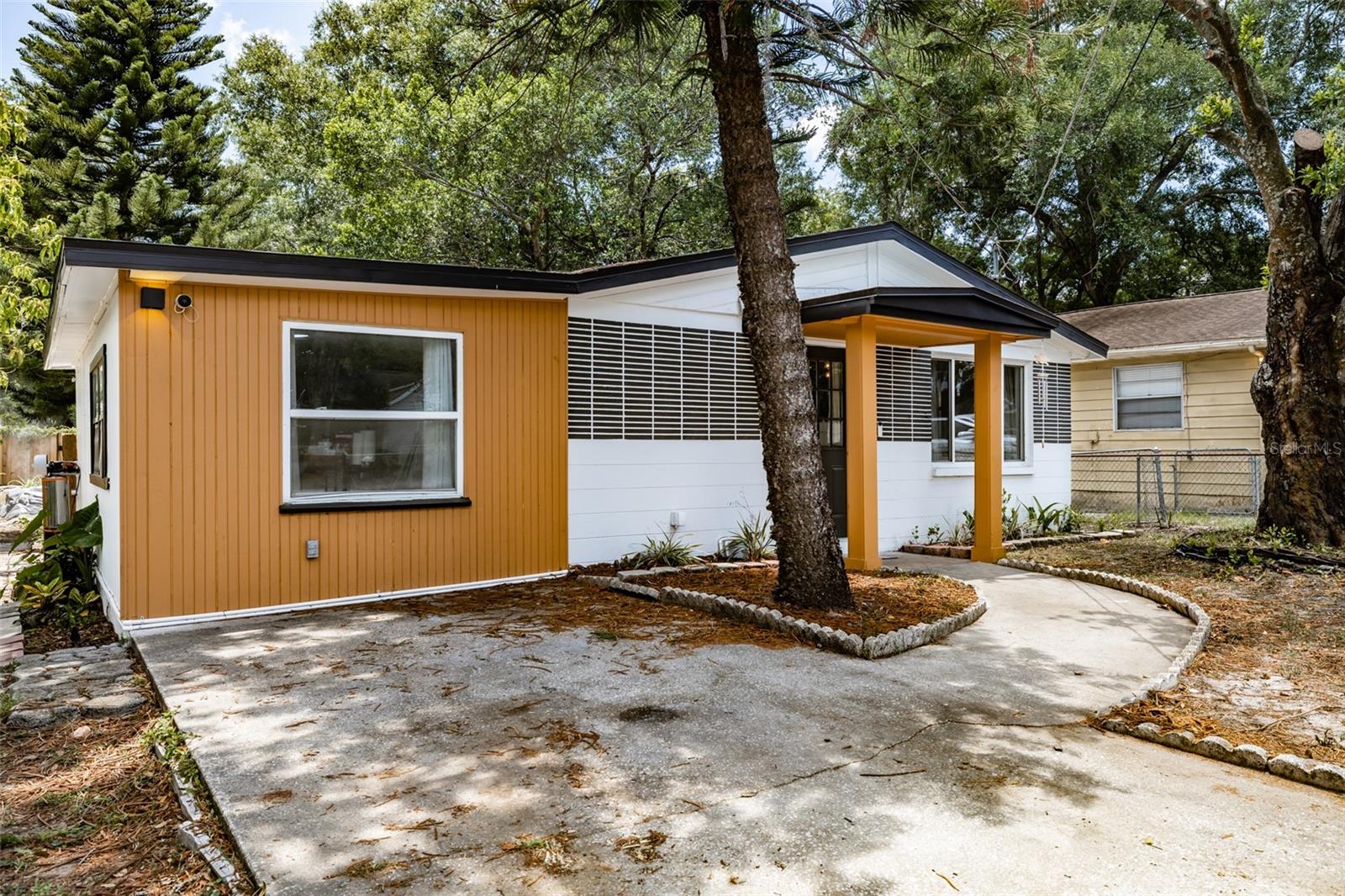 8705 N HIGHLAND AVE, TAMPA, FL, 33604