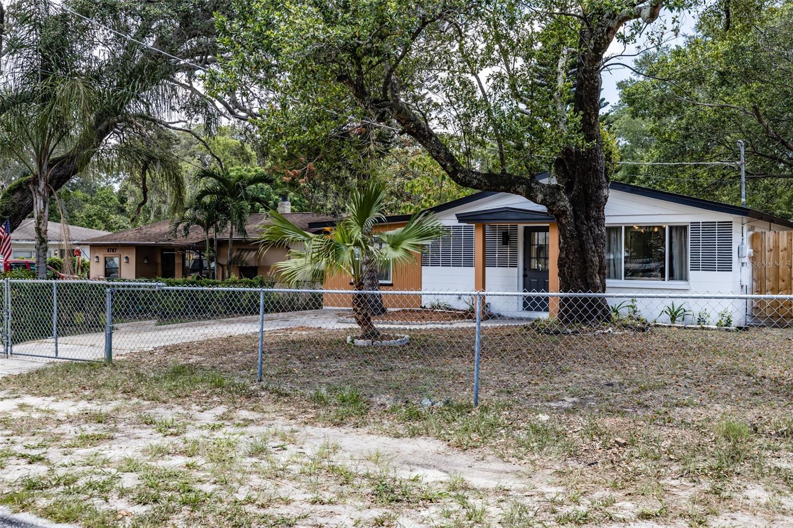 8705 N HIGHLAND AVE, TAMPA, FL, 33604