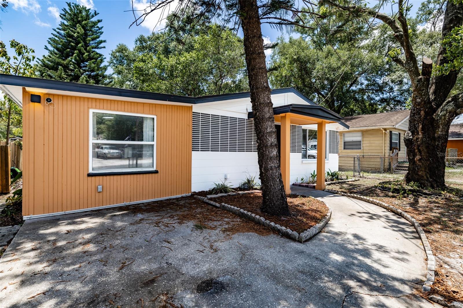 8705 N HIGHLAND AVE, TAMPA, FL, 33604