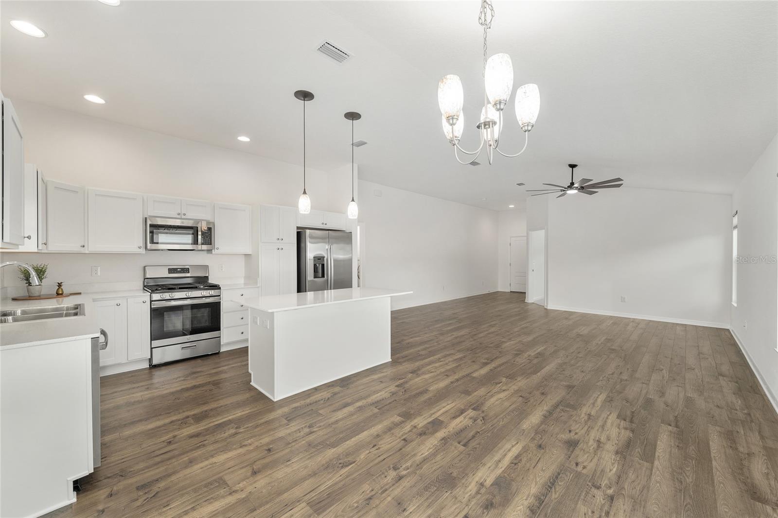 1576 GOOD PL, THE VILLAGES, FL, 34762