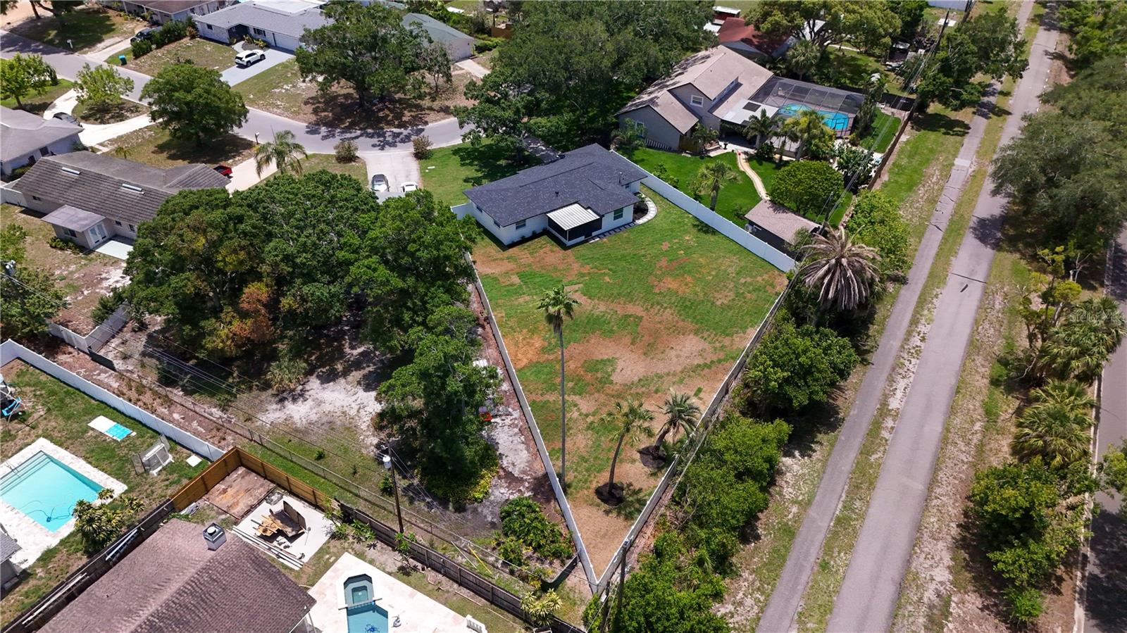 8496 118TH ST, SEMINOLE, FL, 33772