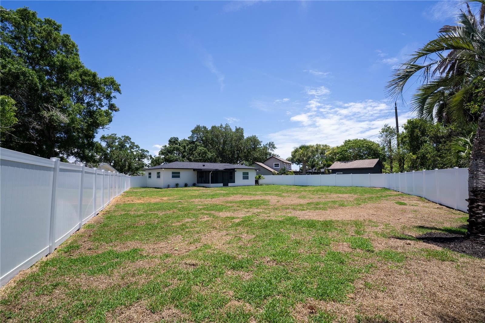 8496 118TH ST, SEMINOLE, FL, 33772