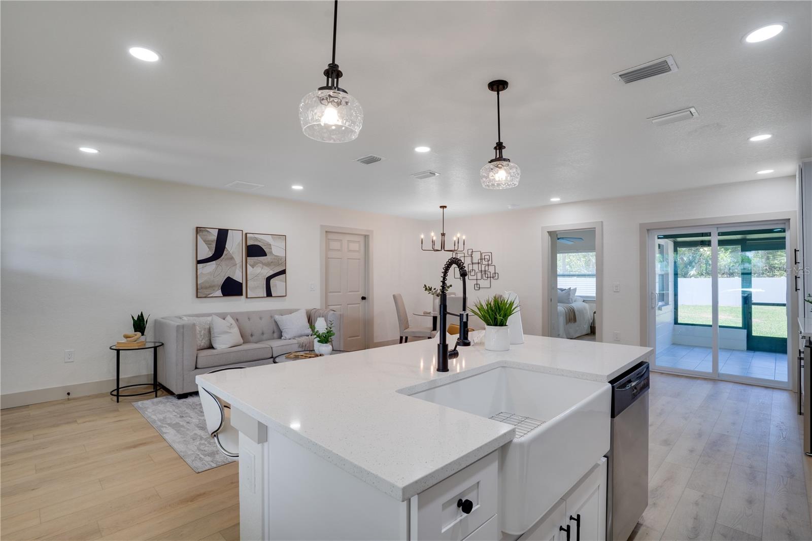 8496 118TH ST, SEMINOLE, FL, 33772