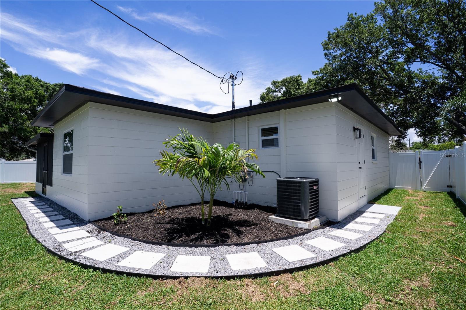 8496 118TH ST, SEMINOLE, FL, 33772