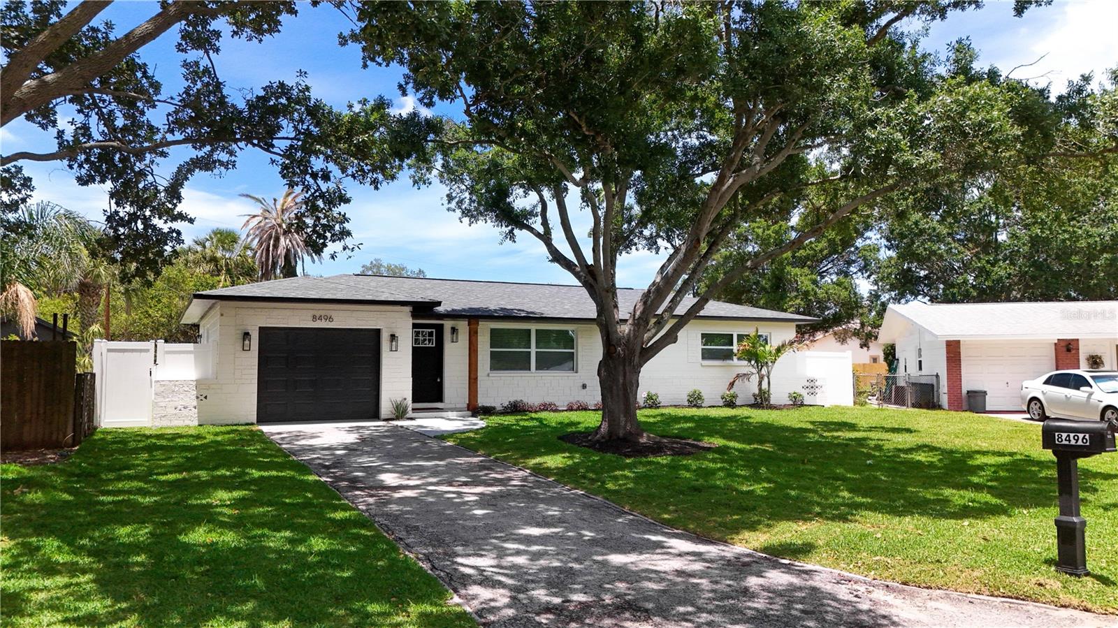 8496 118TH ST, SEMINOLE, FL, 33772