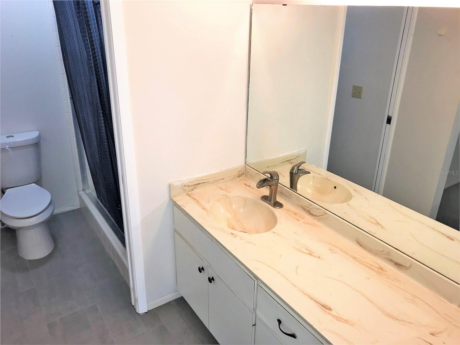 283 SHERWOOD DR #283U, BRADENTON, FL, 34210