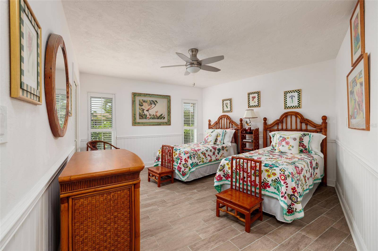 2011 MICHIGAN AVE NE, ST PETERSBURG, FL, 33703