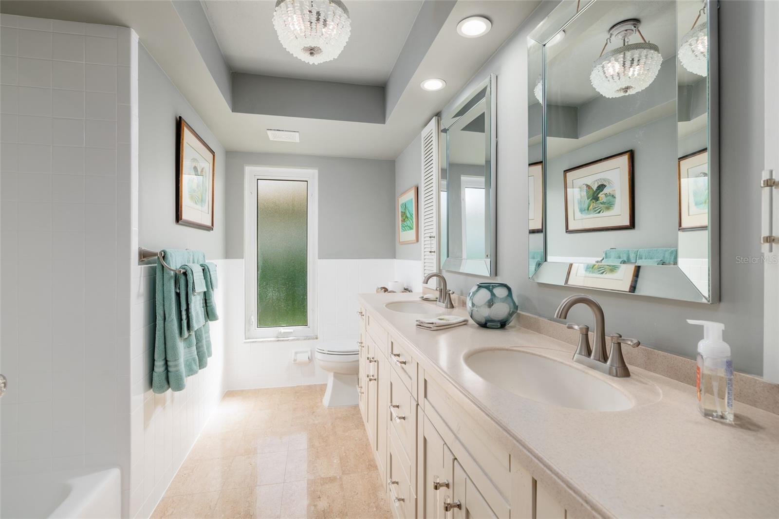 2011 MICHIGAN AVE NE, ST PETERSBURG, FL, 33703