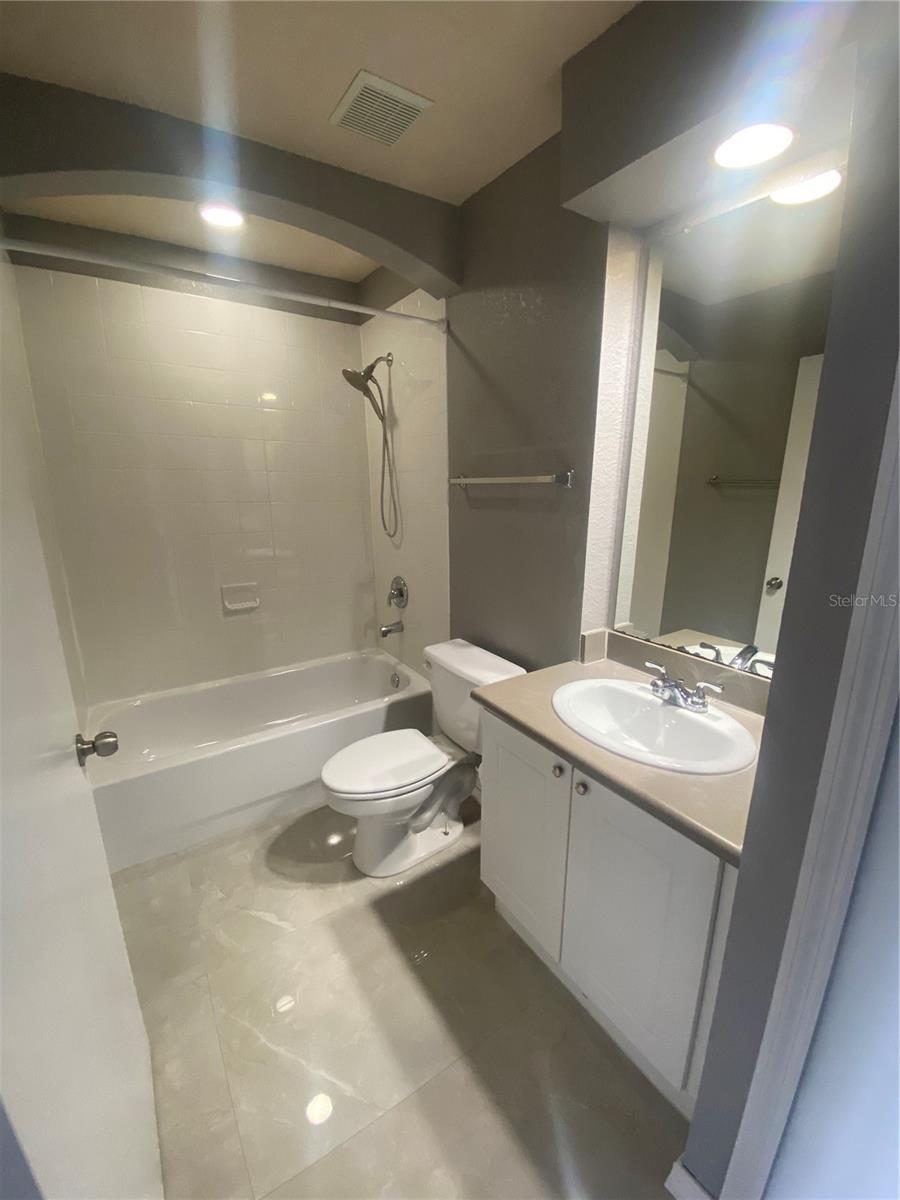 4009 SAND PALM CT, TAMPA, FL, 33624