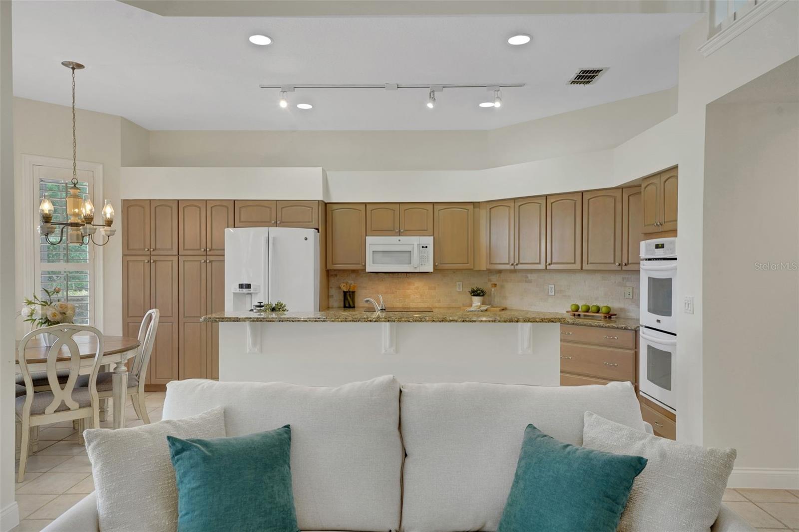 1208 BRAMPTON PL, LAKE MARY, FL, 32746