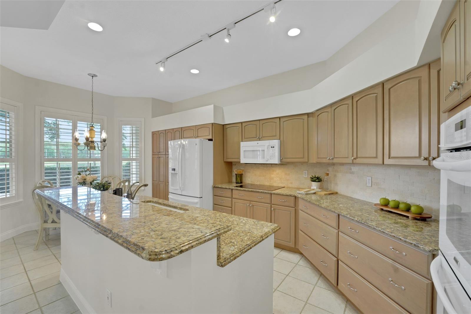 1208 BRAMPTON PL, LAKE MARY, FL, 32746