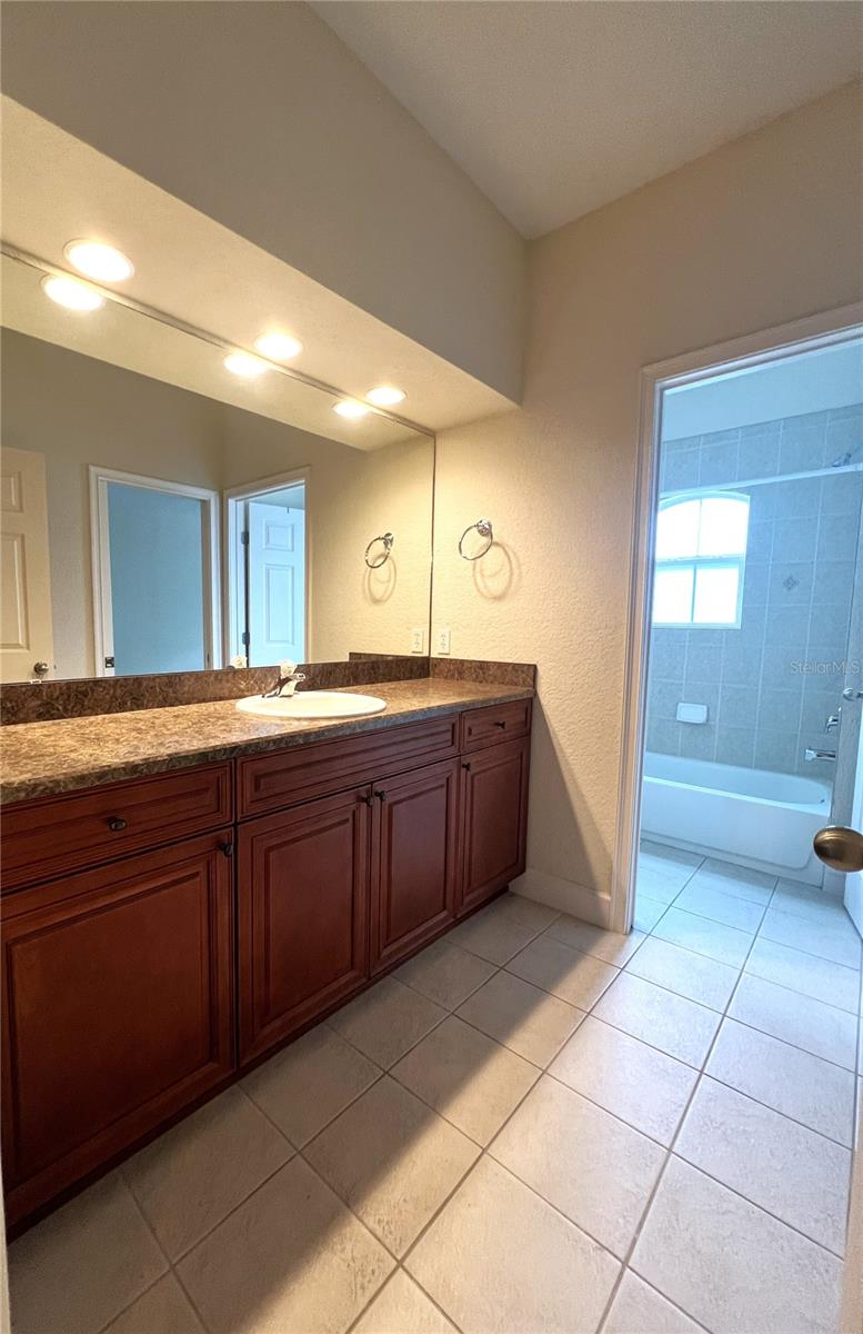 1762 NW 34TH ST #2, GAINESVILLE, FL, 32605