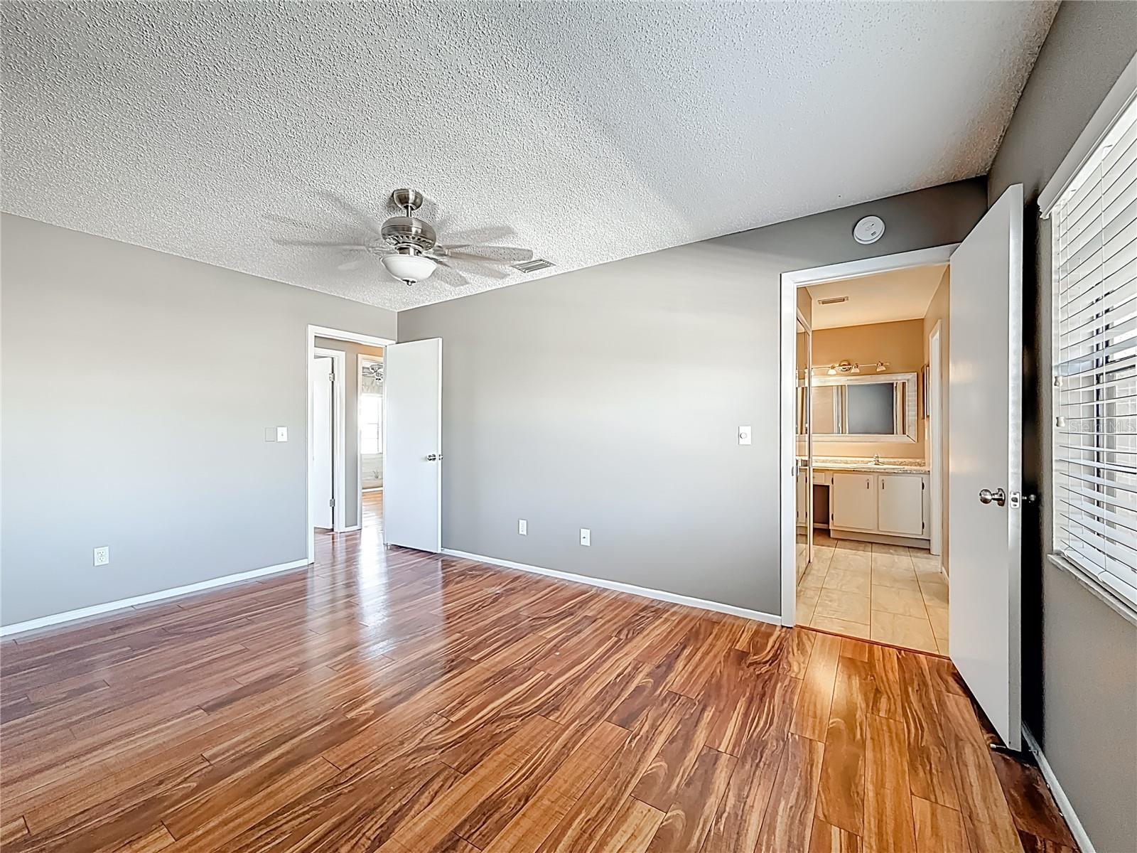9209 SEMINOLE BLVD #32, SEMINOLE, FL, 33772