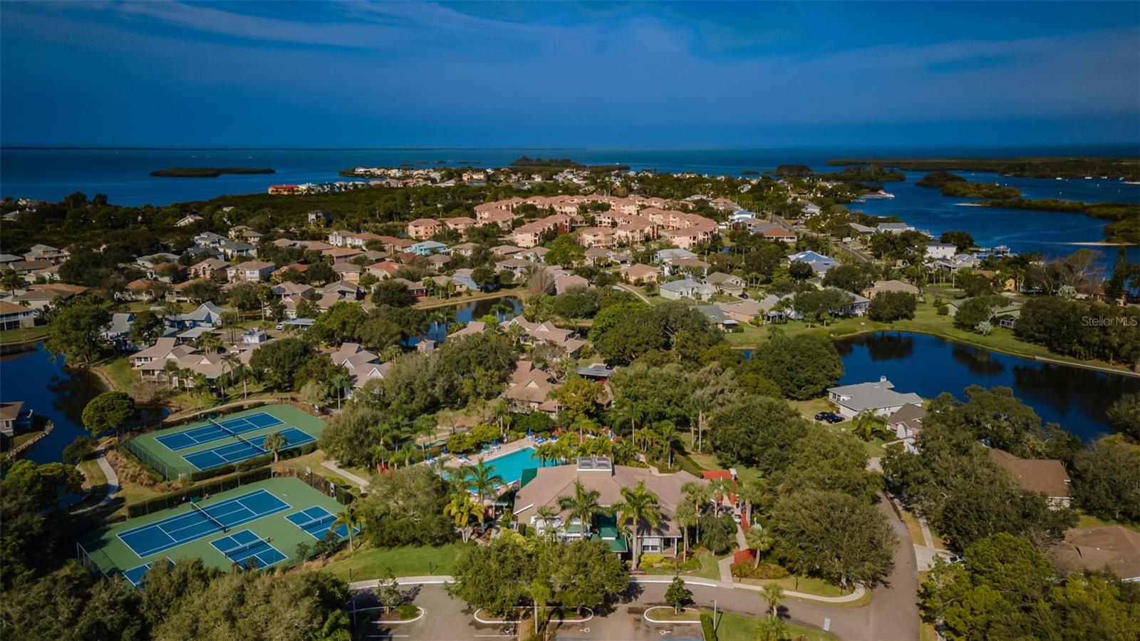 1015 TEAL POINTE, TARPON SPRINGS, FL, 34689