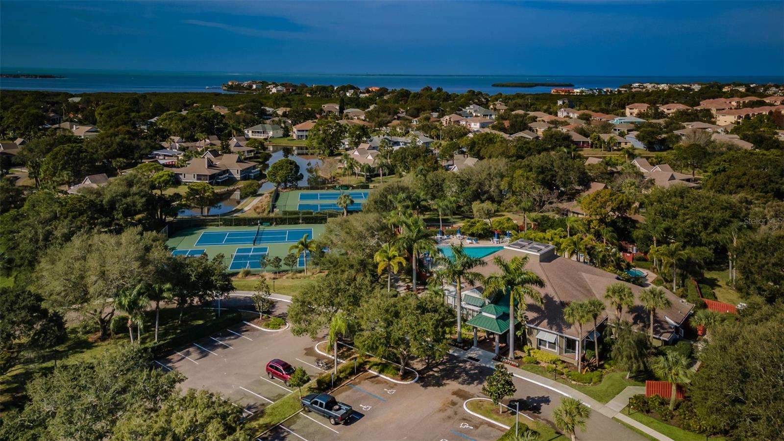 1015 TEAL POINTE, TARPON SPRINGS, FL, 34689