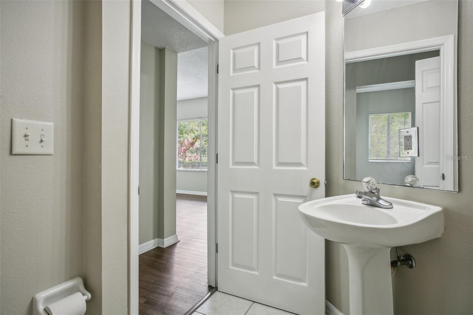 18181 PARADISE POINT DR, TAMPA, FL, 33647