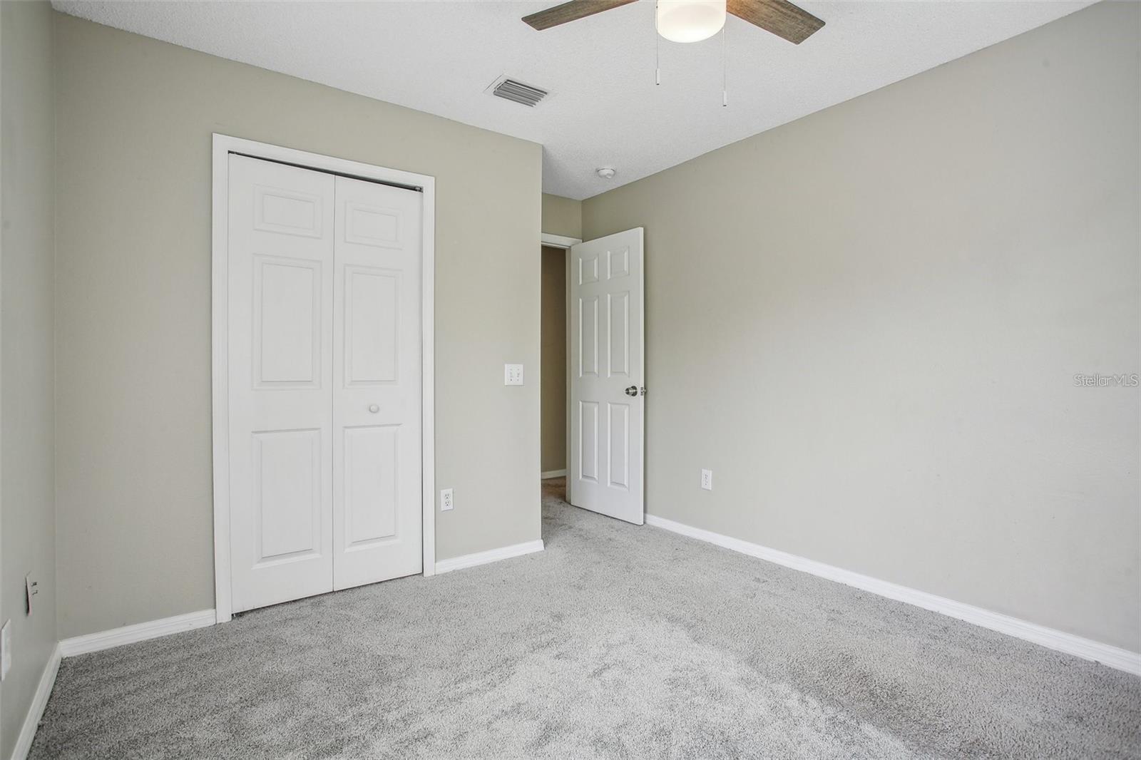 18181 PARADISE POINT DR, TAMPA, FL, 33647