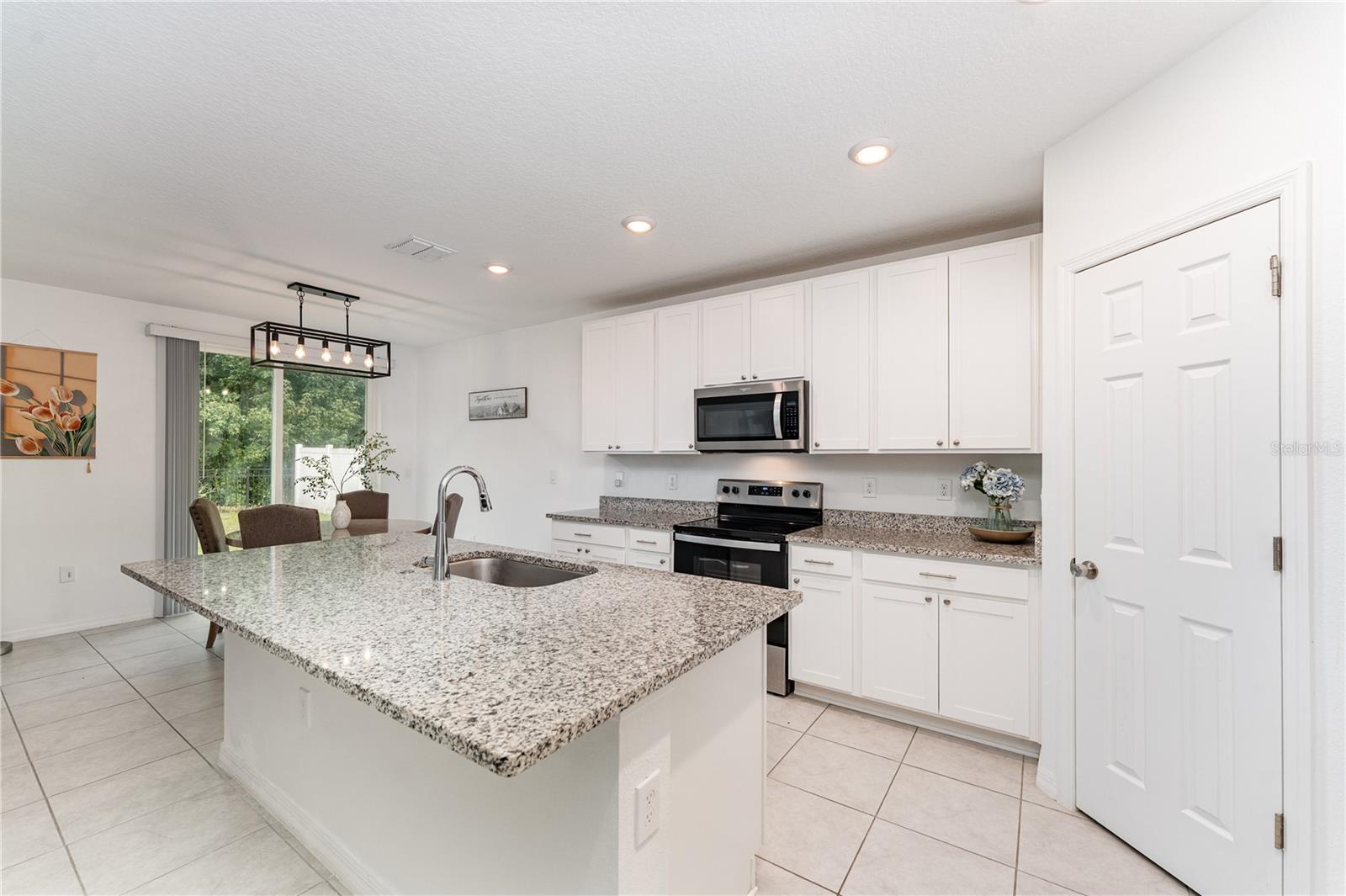 573 VISTA VILLAGES BLVD, DAVENPORT, FL, 33896