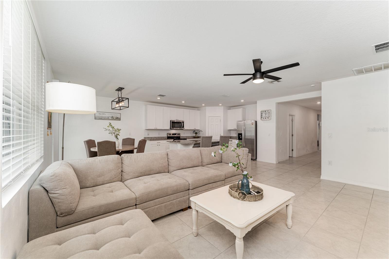 573 VISTA VILLAGES BLVD, DAVENPORT, FL, 33896