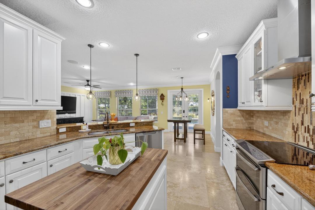 1823 BELLA CASA CT, TAMPA, FL, 33618