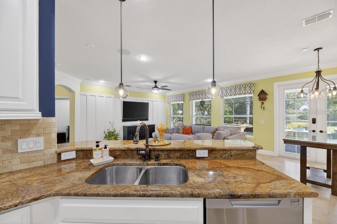 1823 BELLA CASA CT, TAMPA, FL, 33618