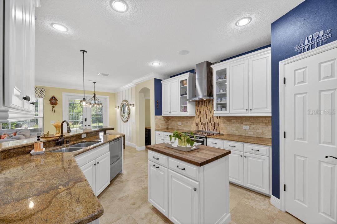 1823 BELLA CASA CT, TAMPA, FL, 33618