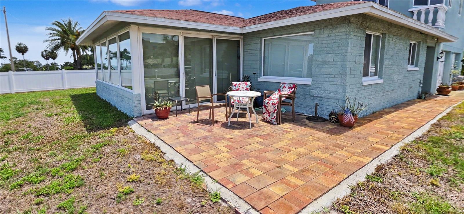 1963 EDGEWATER DR, CLEARWATER, FL, 33755
