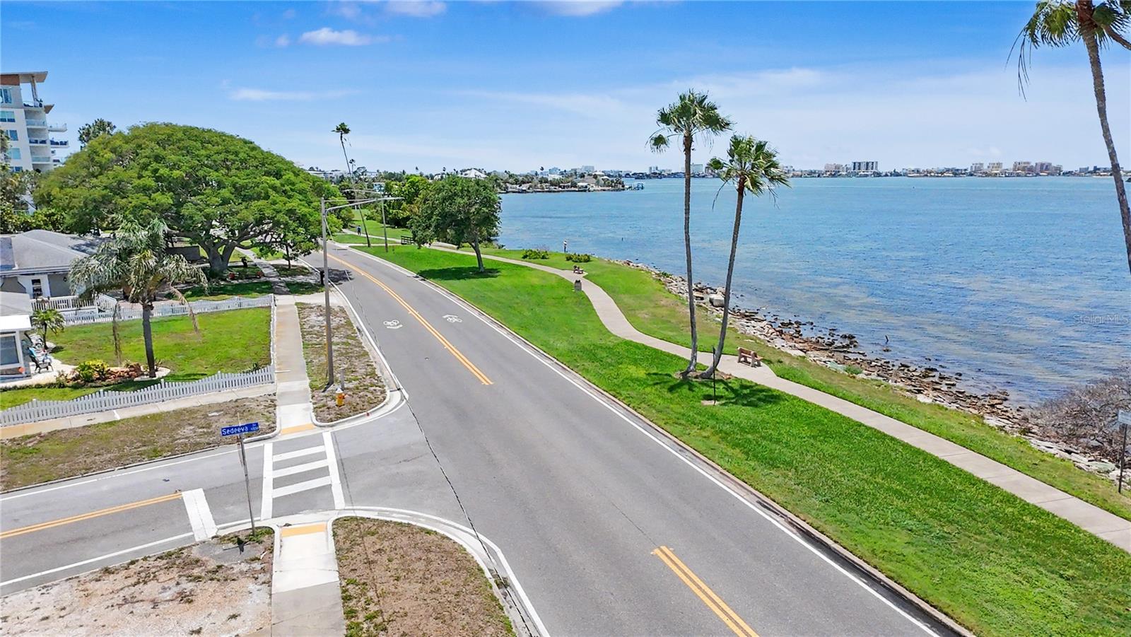 1963 EDGEWATER DR, CLEARWATER, FL, 33755