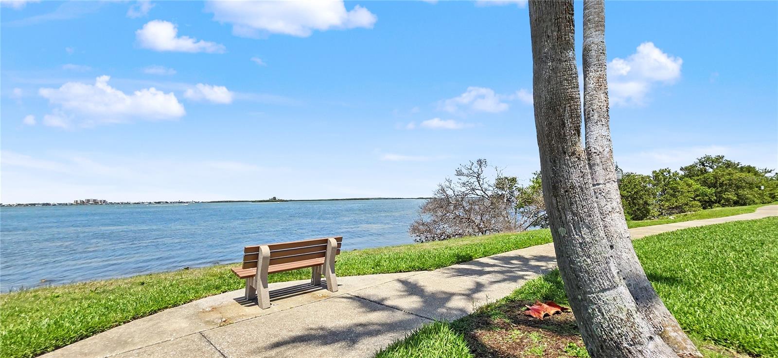 1963 EDGEWATER DR, CLEARWATER, FL, 33755