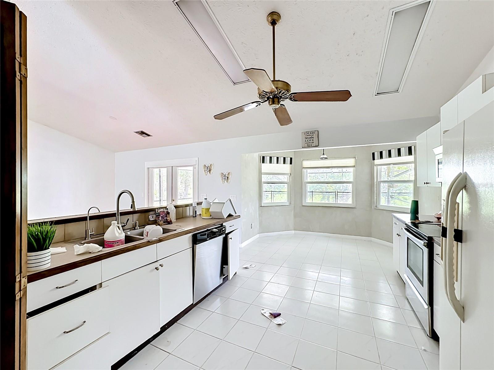 1654 SE FALLON DR, PORT ST LUCIE, FL, 34983