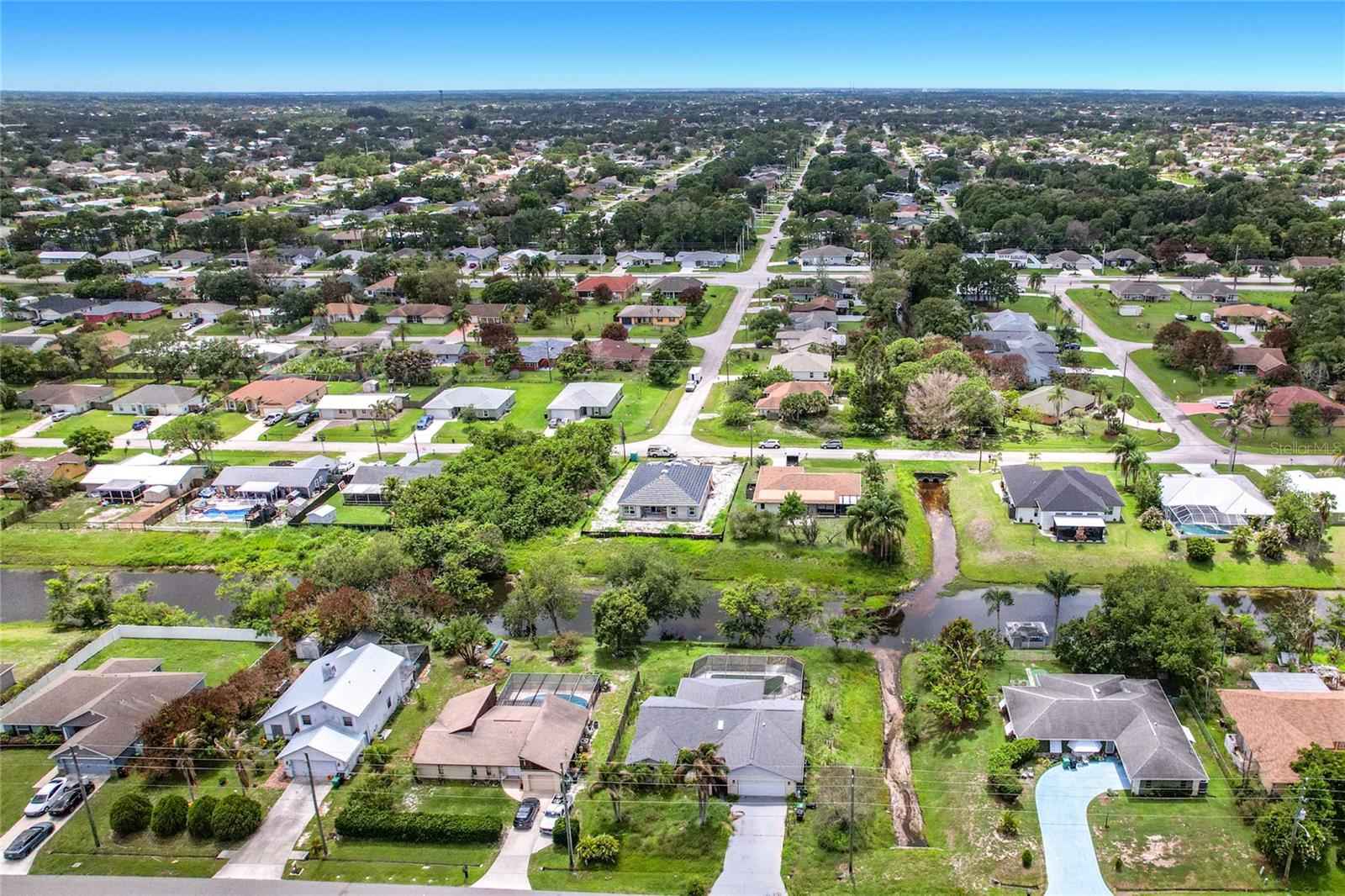 1654 SE FALLON DR, PORT ST LUCIE, FL, 34983