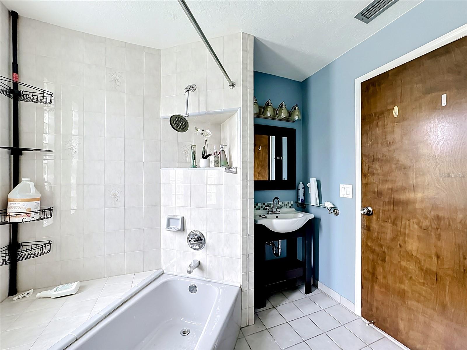 1654 SE FALLON DR, PORT ST LUCIE, FL, 34983