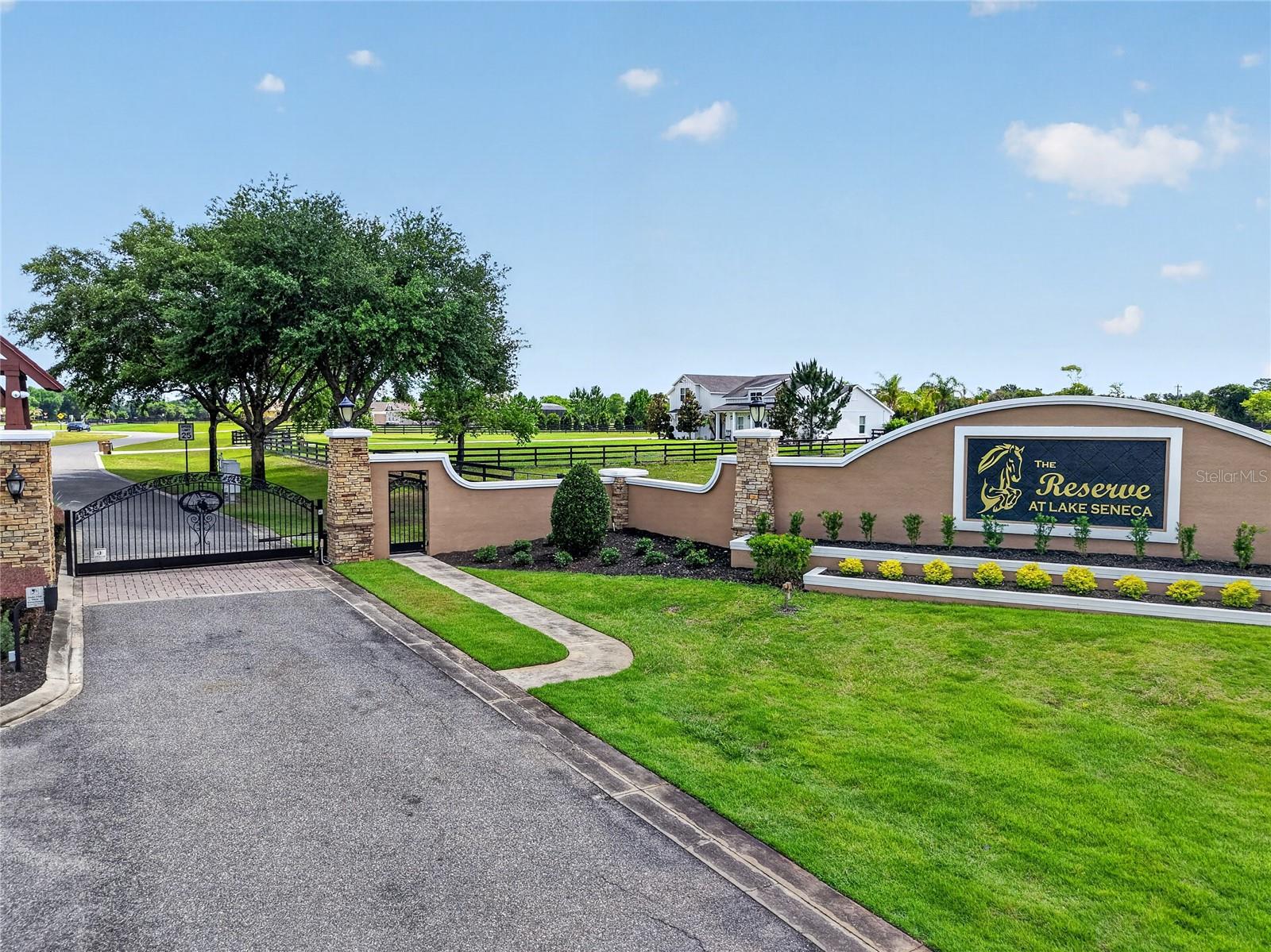 35542 SENECA RESERVE DR, EUSTIS, FL, 32736