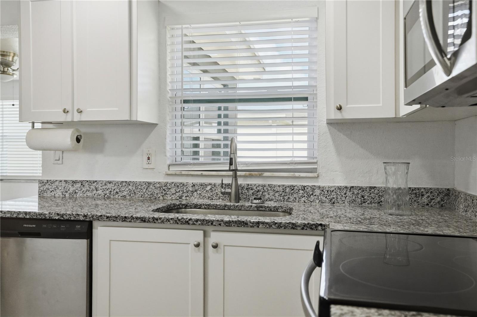 3301 ROSEFIELD DR, HOLIDAY, FL, 34691