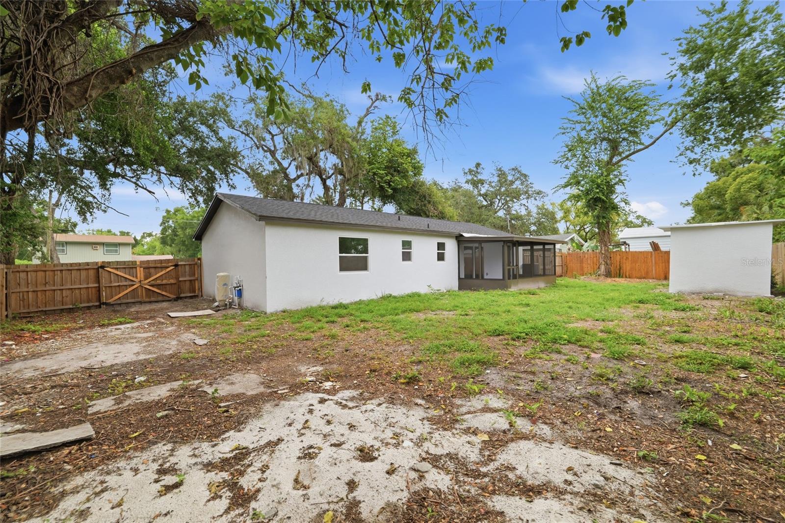 705 E 126TH AVE, TAMPA, FL, 33612