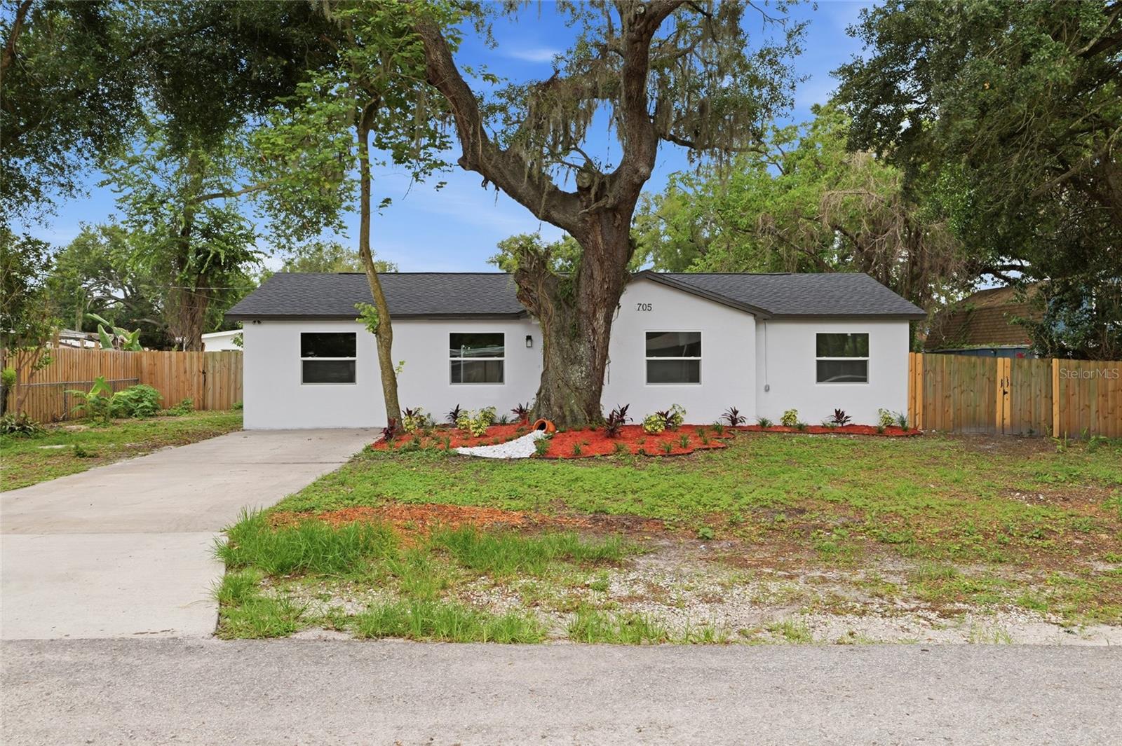 705 E 126TH AVE, TAMPA, FL, 33612