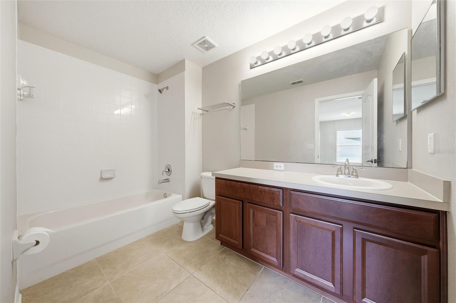 424 MISTY OAKS LN, EUSTIS, FL, 32736