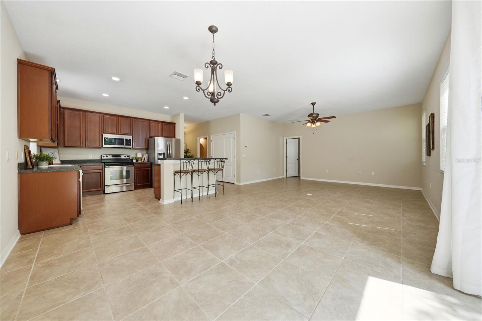 424 MISTY OAKS LN, EUSTIS, FL, 32736