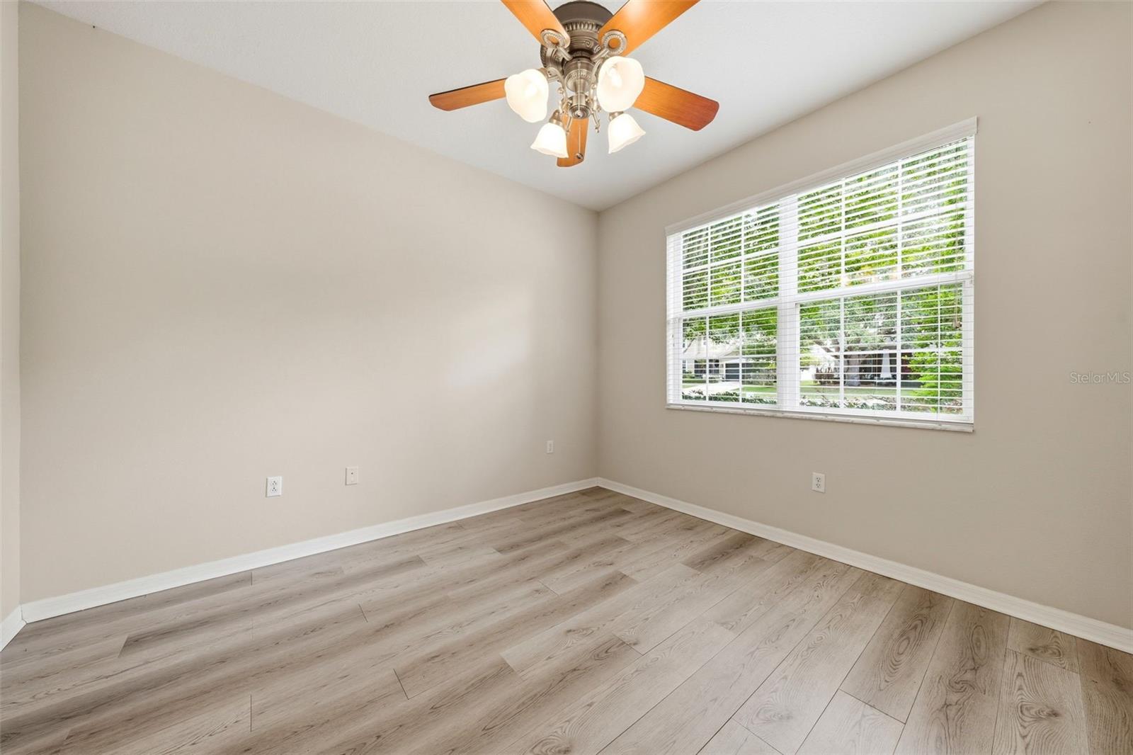 424 MISTY OAKS LN, EUSTIS, FL, 32736