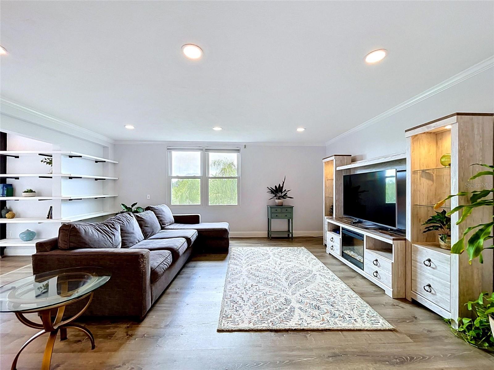 4651 1ST ST NE #311, ST PETERSBURG, FL, 33703