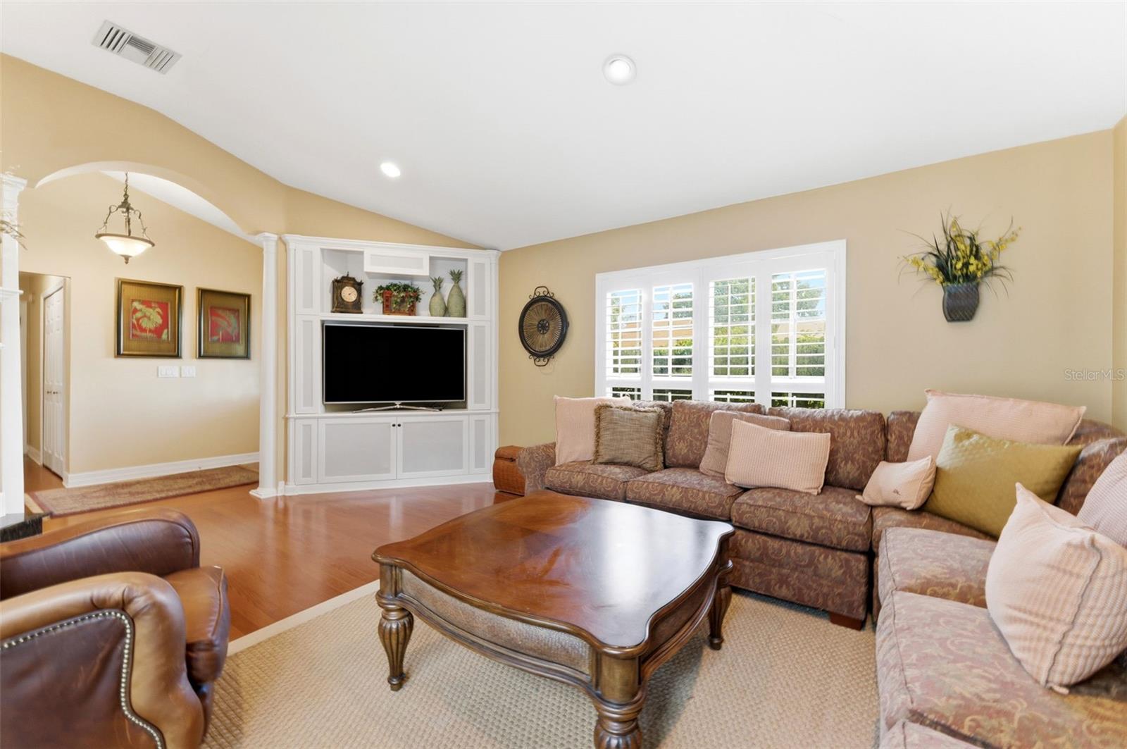 6308 EAGLEBROOK AVE, TAMPA, FL, 33625