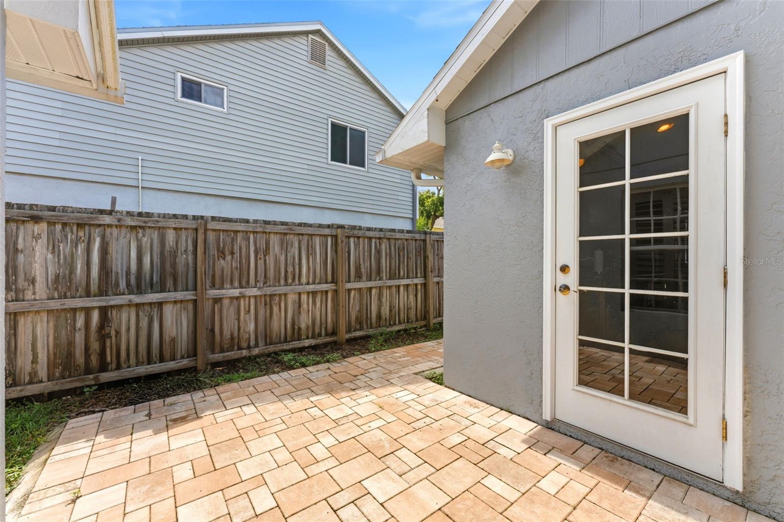 6308 EAGLEBROOK AVE, TAMPA, FL, 33625