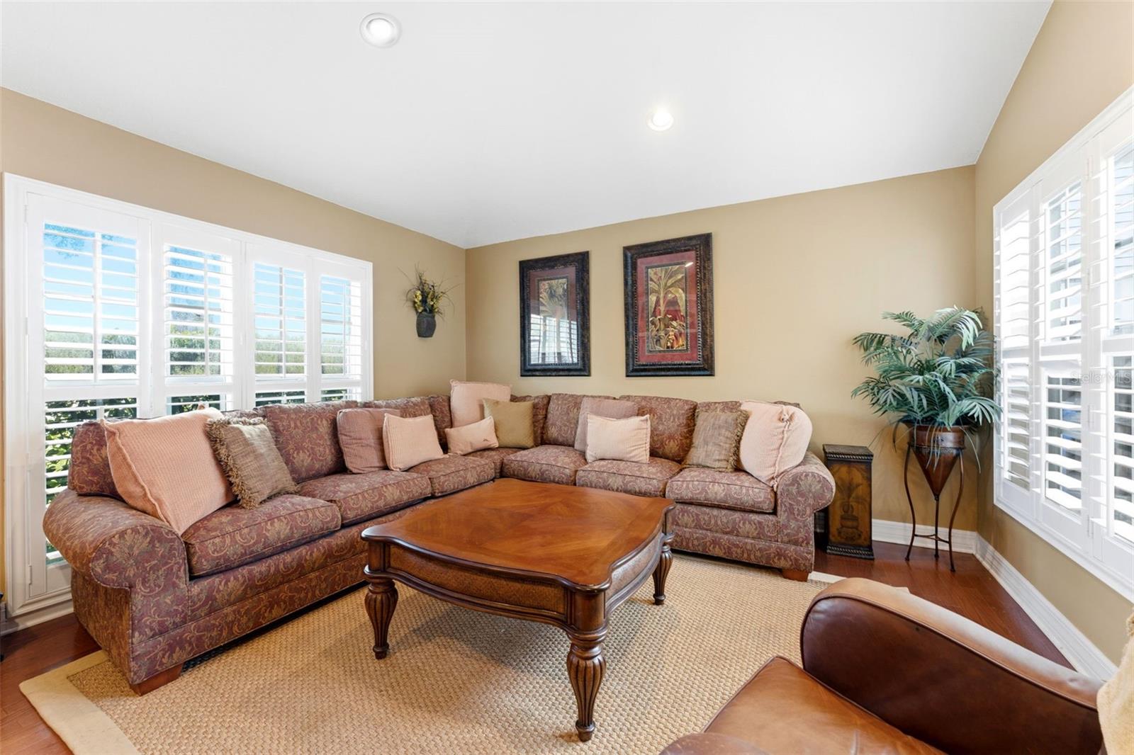 6308 EAGLEBROOK AVE, TAMPA, FL, 33625