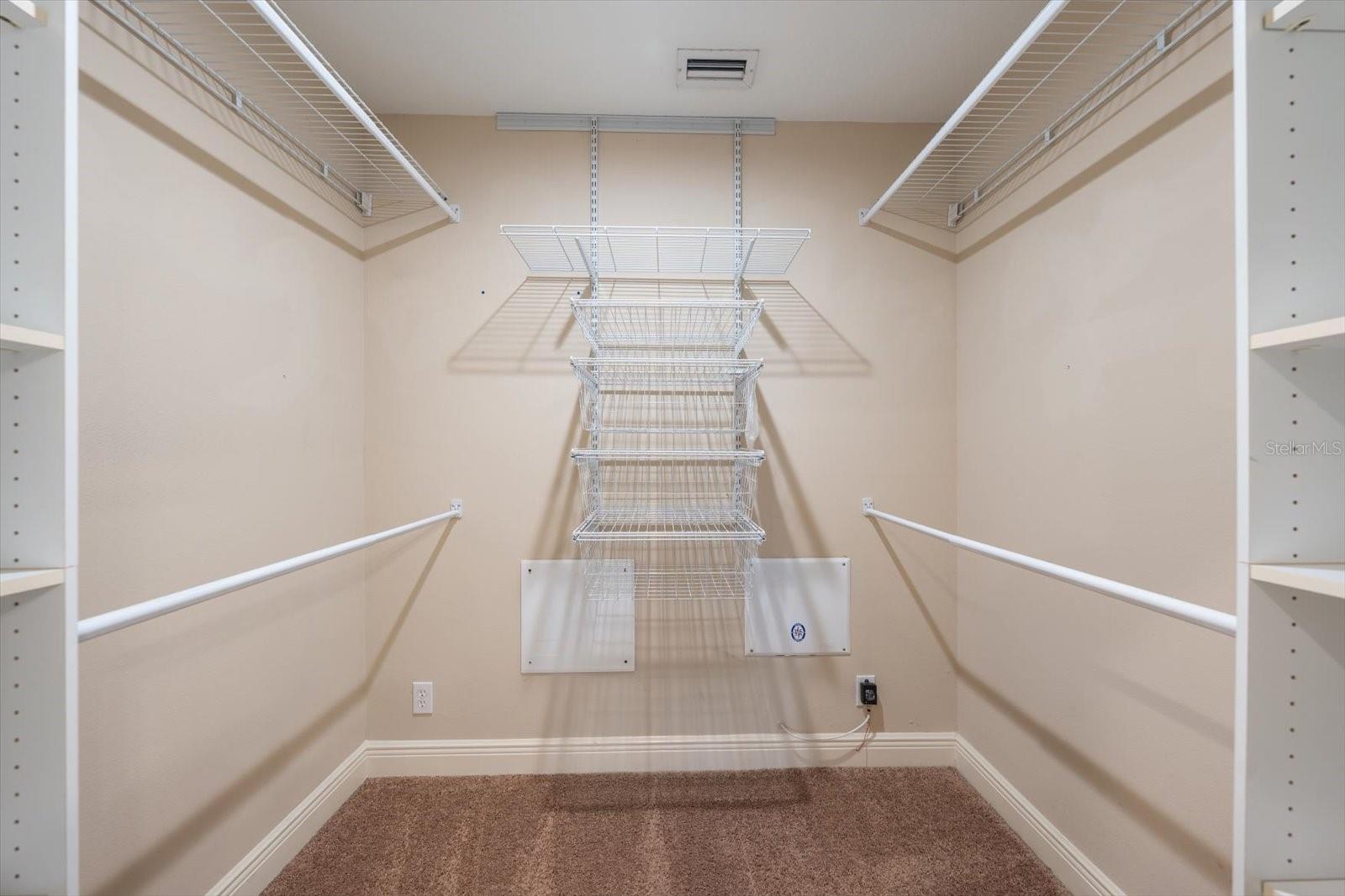 8241 ACADIAN LN, SEMINOLE, FL, 33777