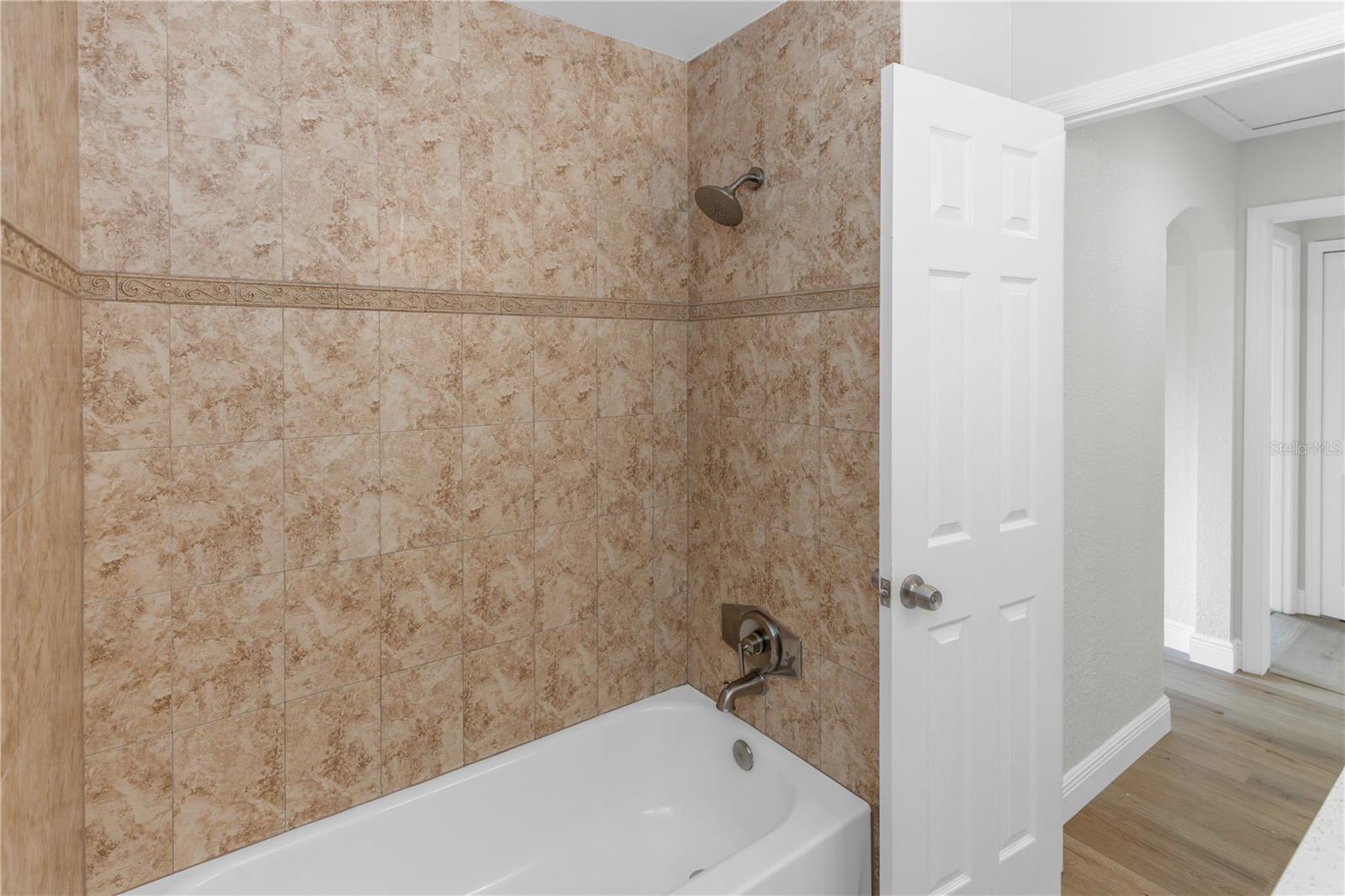 4992 E WIND ST, ORLANDO, FL, 32812