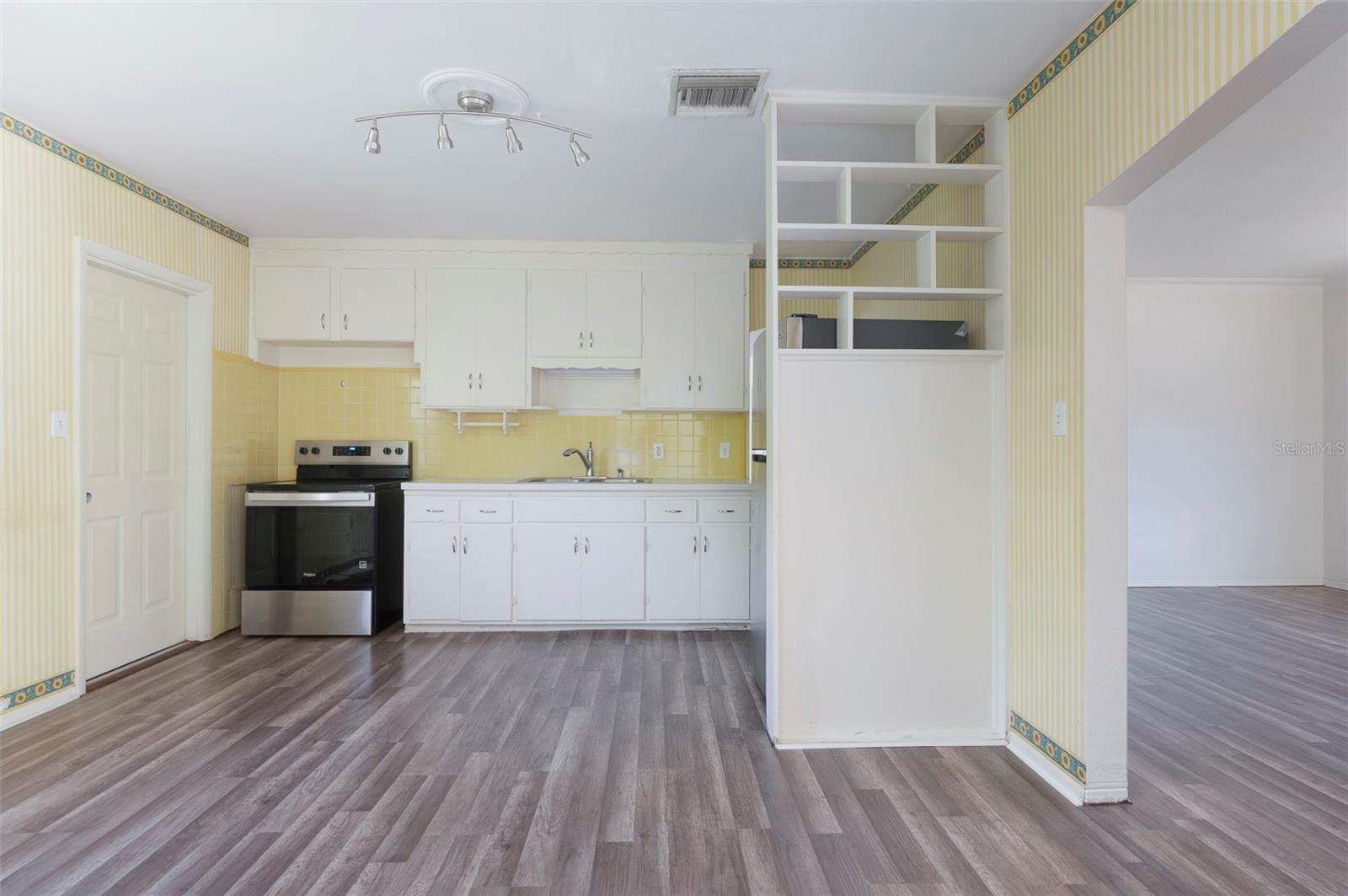441 57TH ST N, ST PETERSBURG, FL, 33710