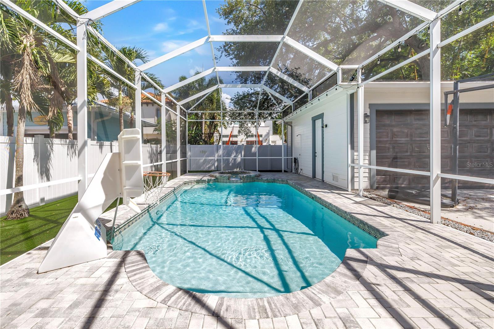 2716 W THORNTON AVE, TAMPA, FL, 33611